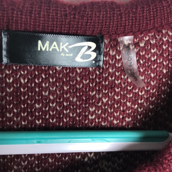 Cat Sweater - Picture 4 of 7